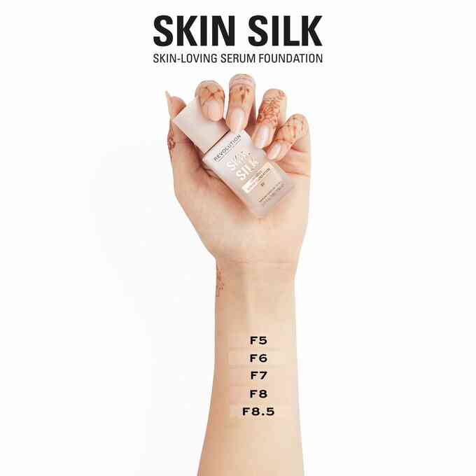Makeup Revolution Skin Silk Serum Podkład do Twarzy F5