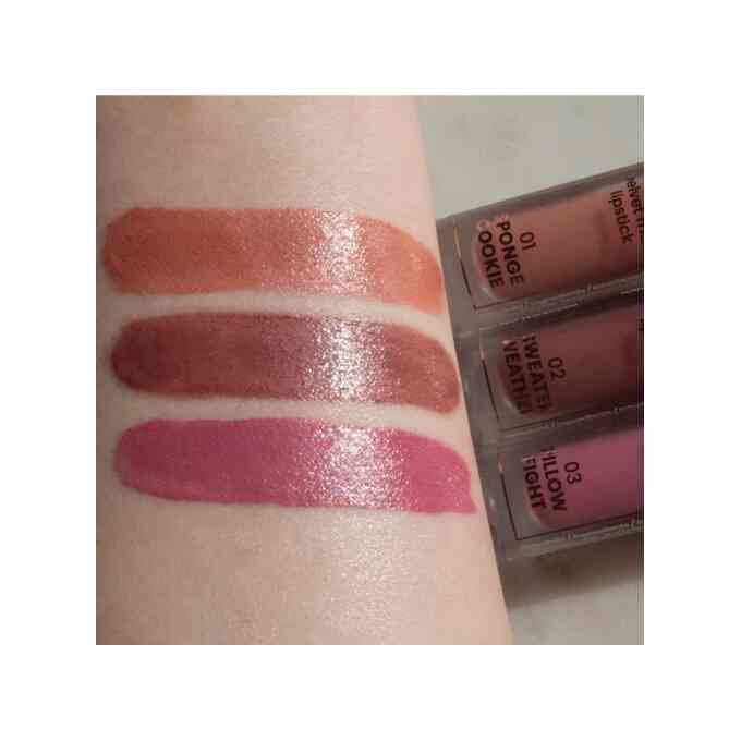 Stars from the Stars Blanket Aksamitna Matowa Pomadka w Płynie 01 Sponge Cookie