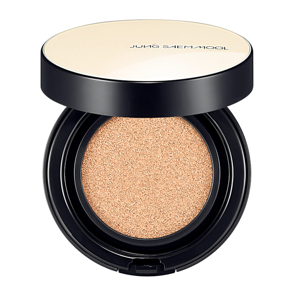 Jung Saem Mool Essential Skin Nuder Cushion Rozświetlający Podkład z Filtrem SPF50+ Medium Deep